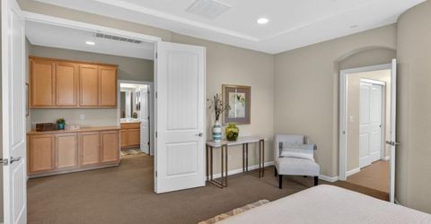 8073 Lido Isle Ln, Sacramento, CA 95831 Photo