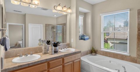 8073 Lido Isle Ln, Sacramento, CA 95831 Photo