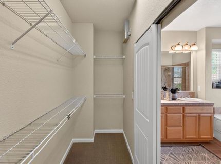 8073 Lido Isle Ln, Sacramento, CA 95831 Photo