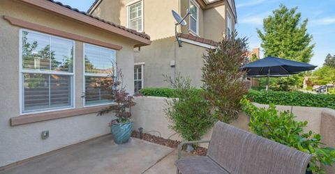 8073 Lido Isle Ln, Sacramento, CA 95831 Photo