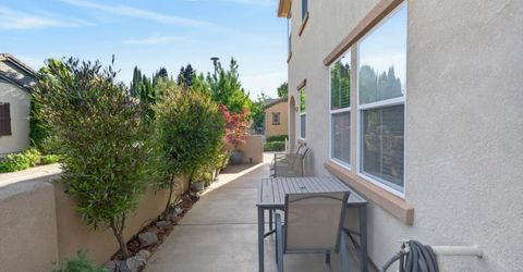 8073 Lido Isle Ln, Sacramento, CA 95831 Photo