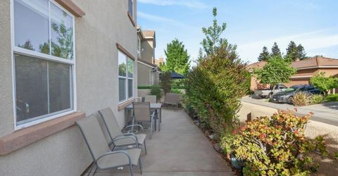 8073 Lido Isle Ln, Sacramento, CA 95831 Photo