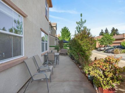 8073 Lido Isle Ln, Sacramento, CA 95831 Photo