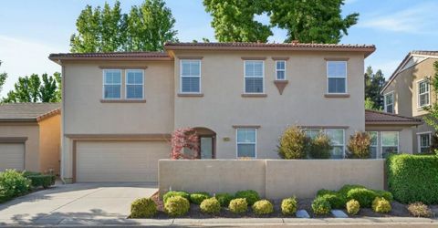 8073 Lido Isle Ln, Sacramento, CA 95831 Photo