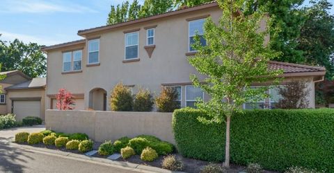 8073 Lido Isle Ln, Sacramento, CA 95831 Photo