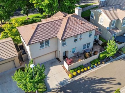 8073 Lido Isle Ln, Sacramento, CA 95831 Photo