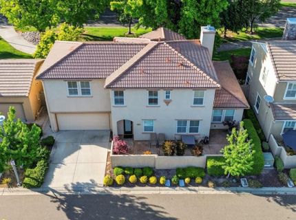 8073 Lido Isle Ln, Sacramento, CA 95831 Photo