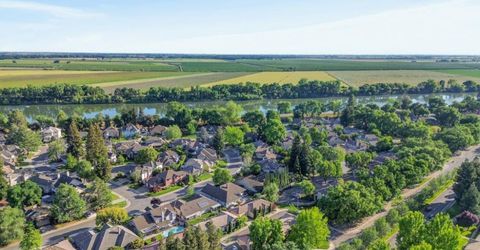 8073 Lido Isle Ln, Sacramento, CA 95831 Photo