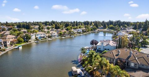 8073 Lido Isle Ln, Sacramento, CA 95831 Photo