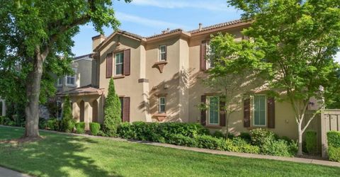 8073 Lido Isle Ln, Sacramento, CA 95831 Photo