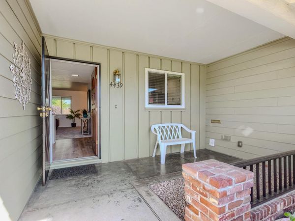 4439 Morpheus Ln, Sacramento, CA 95864