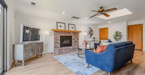 4439 Morpheus Ln, Sacramento, CA 95864 Photo