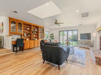 4439 Morpheus Ln, Sacramento, CA 95864 Photo
