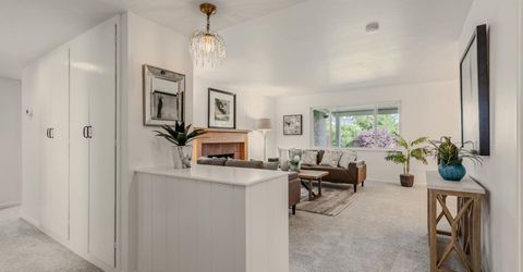 4439 Morpheus Ln, Sacramento, CA 95864 Photo