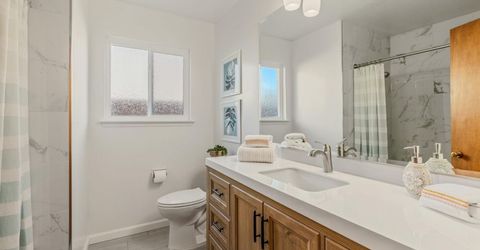 4439 Morpheus Ln, Sacramento, CA 95864 Photo