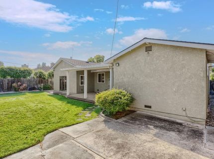 4439 Morpheus Ln, Sacramento, CA 95864 Photo