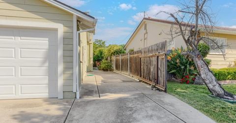 4439 Morpheus Ln, Sacramento, CA 95864 Photo