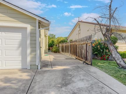 4439 Morpheus Ln, Sacramento, CA 95864 Photo
