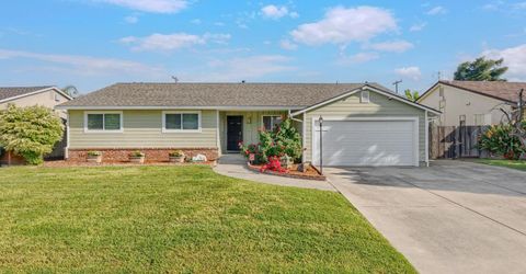 4439 Morpheus Ln, Sacramento, CA 95864 Photo