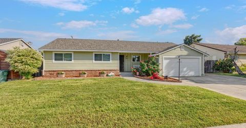 4439 Morpheus Ln, Sacramento, CA 95864 Photo