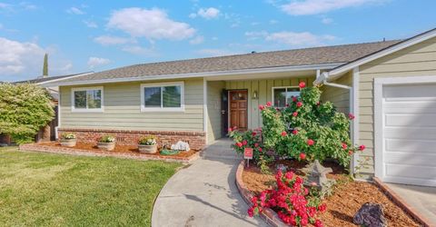4439 Morpheus Ln, Sacramento, CA 95864 Photo