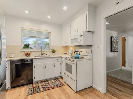 4439 Morpheus Ln, Sacramento, CA 95864 Photo