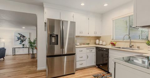 4439 Morpheus Ln, Sacramento, CA 95864 Photo