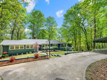 31 Mt Bolus Road, Chapel Hill, NC 27514