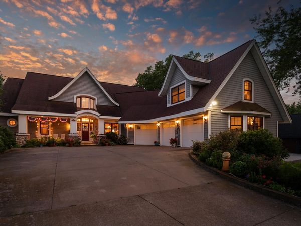 6851 N Shore Trail N, Forest Lake, MN 55025