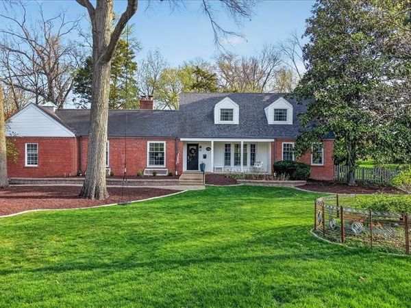 326 Luther Lane, Glendale, MO 63122