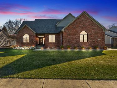 5833 Westwood Drive, Grand Blanc, MI 48439