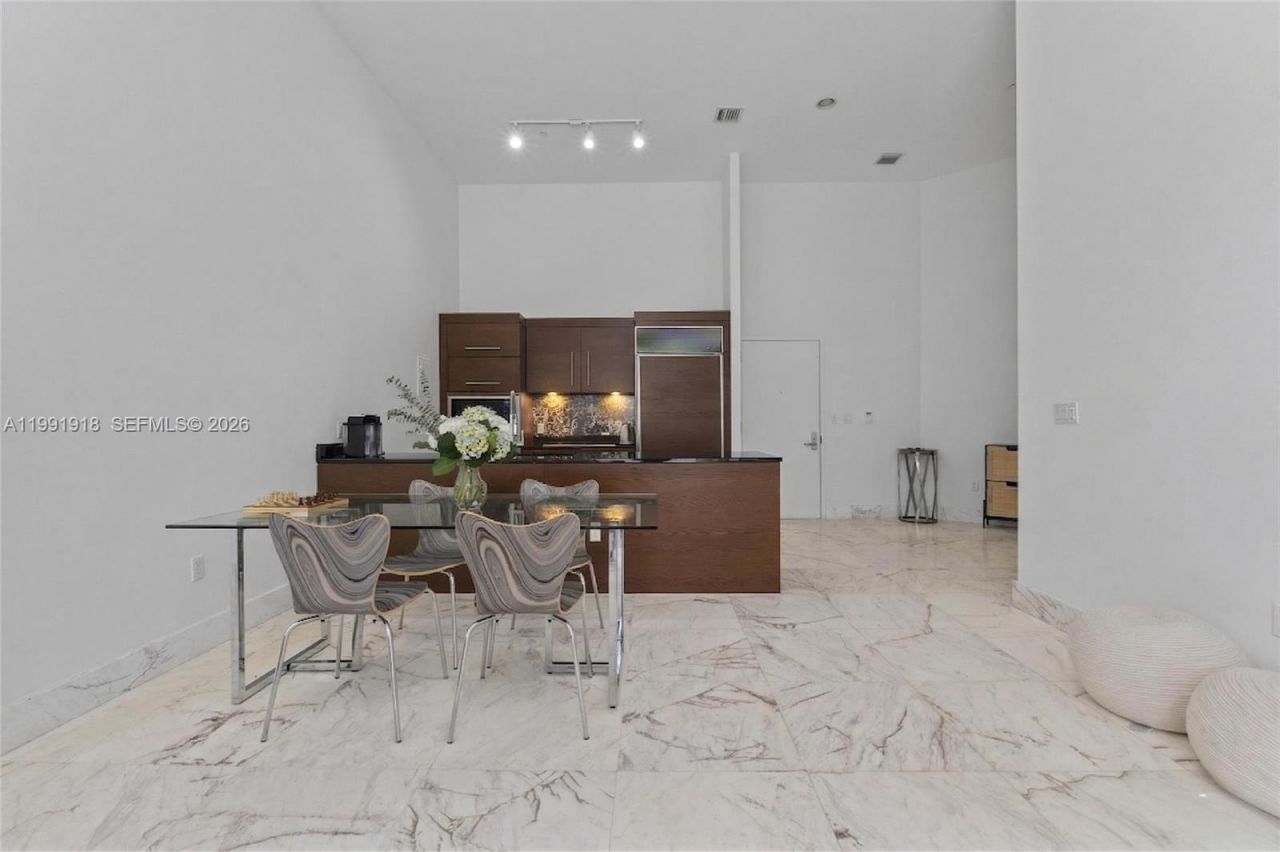 475 Brickell Ave, Unit 2209, Miami, FL 33131 Photo