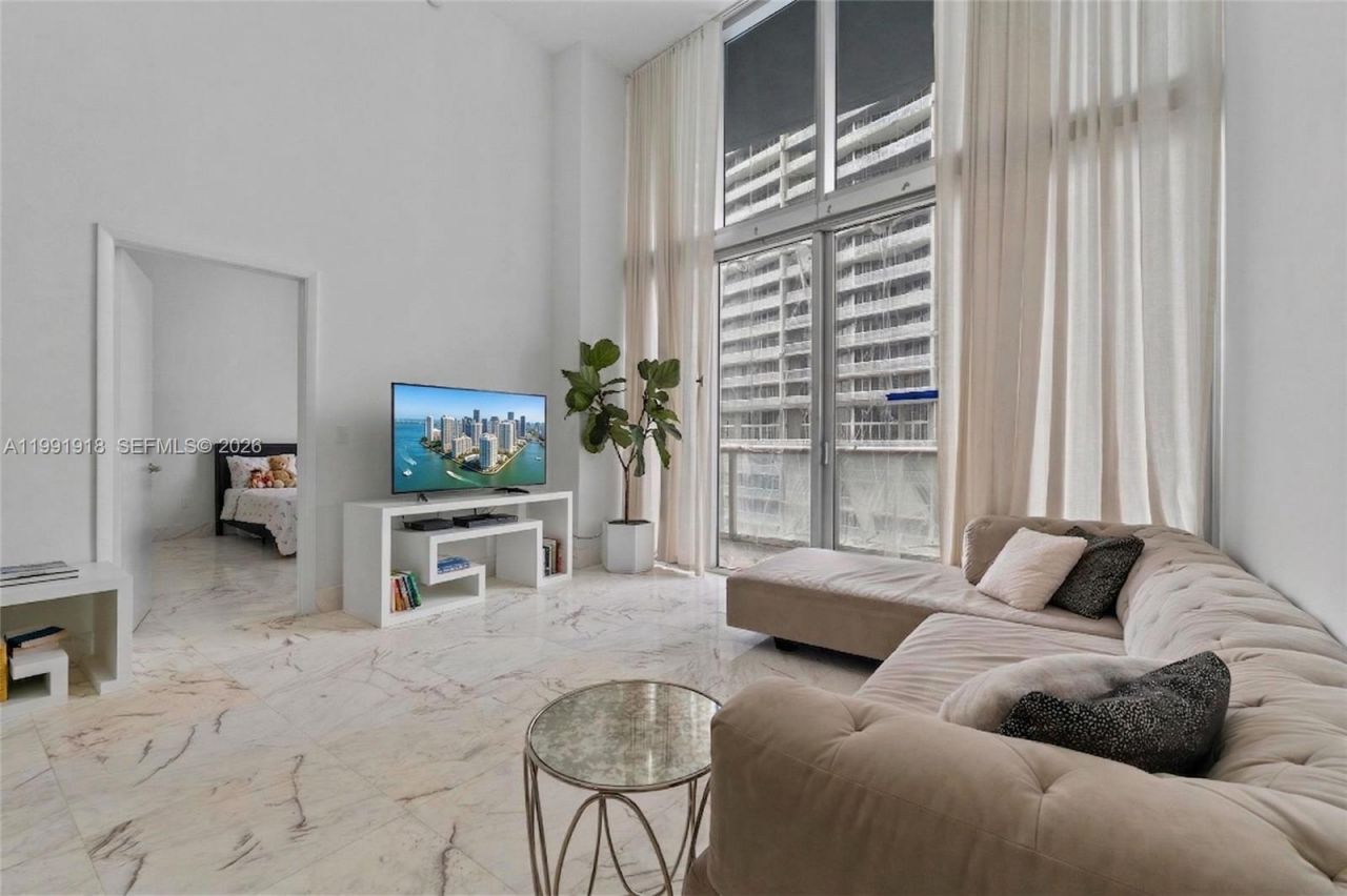 475 Brickell Ave, Unit 2209, Miami, FL 33131 Photo