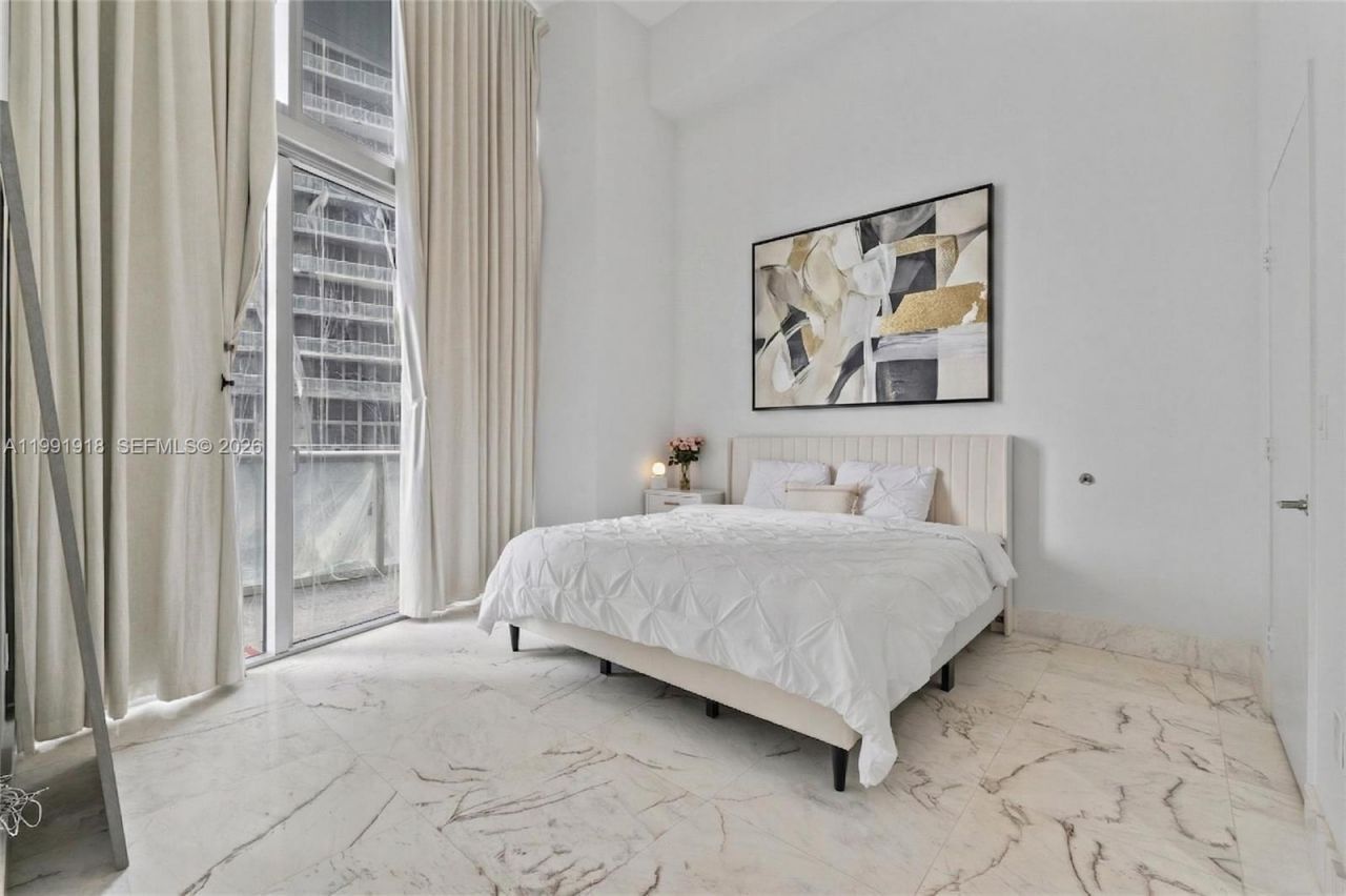 475 Brickell Ave, Unit 2209, Miami, FL 33131 Photo