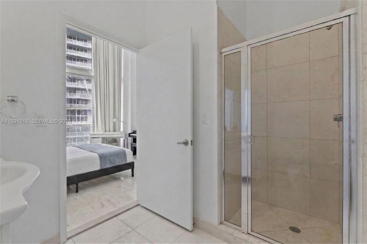 475 Brickell Ave, Unit 2209, Miami, FL 33131 Photo