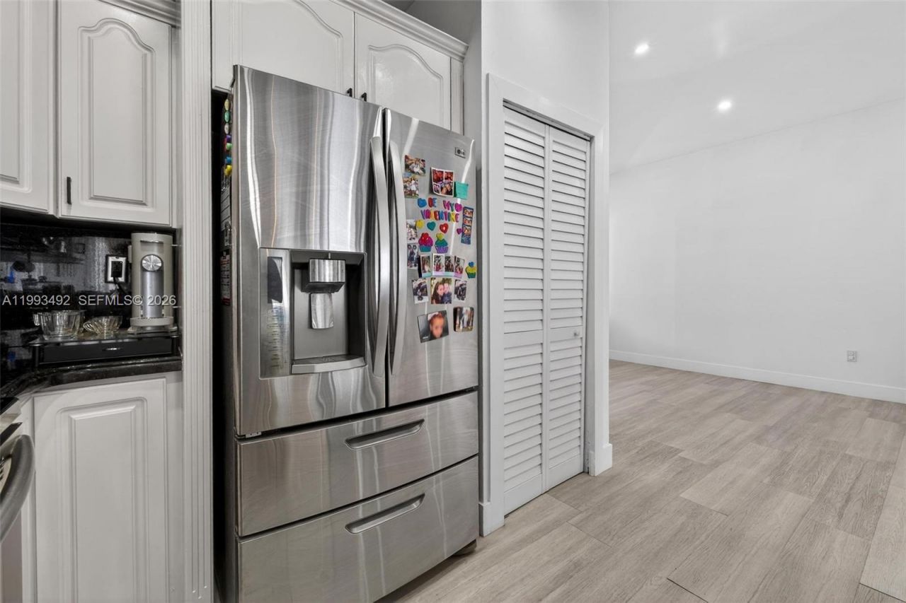 13758 SW 155th Ter, Miami, FL 33177 Photo