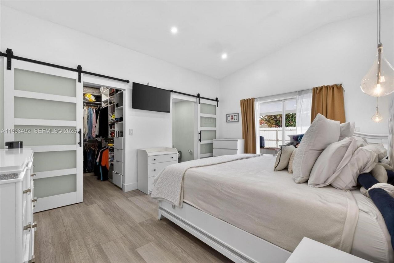 13758 SW 155th Ter, Miami, FL 33177 Photo