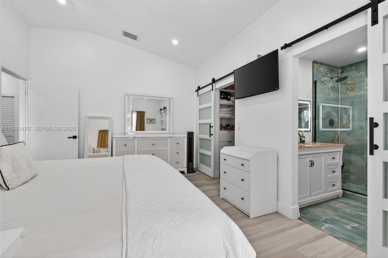 13758 SW 155th Ter, Miami, FL 33177 Photo