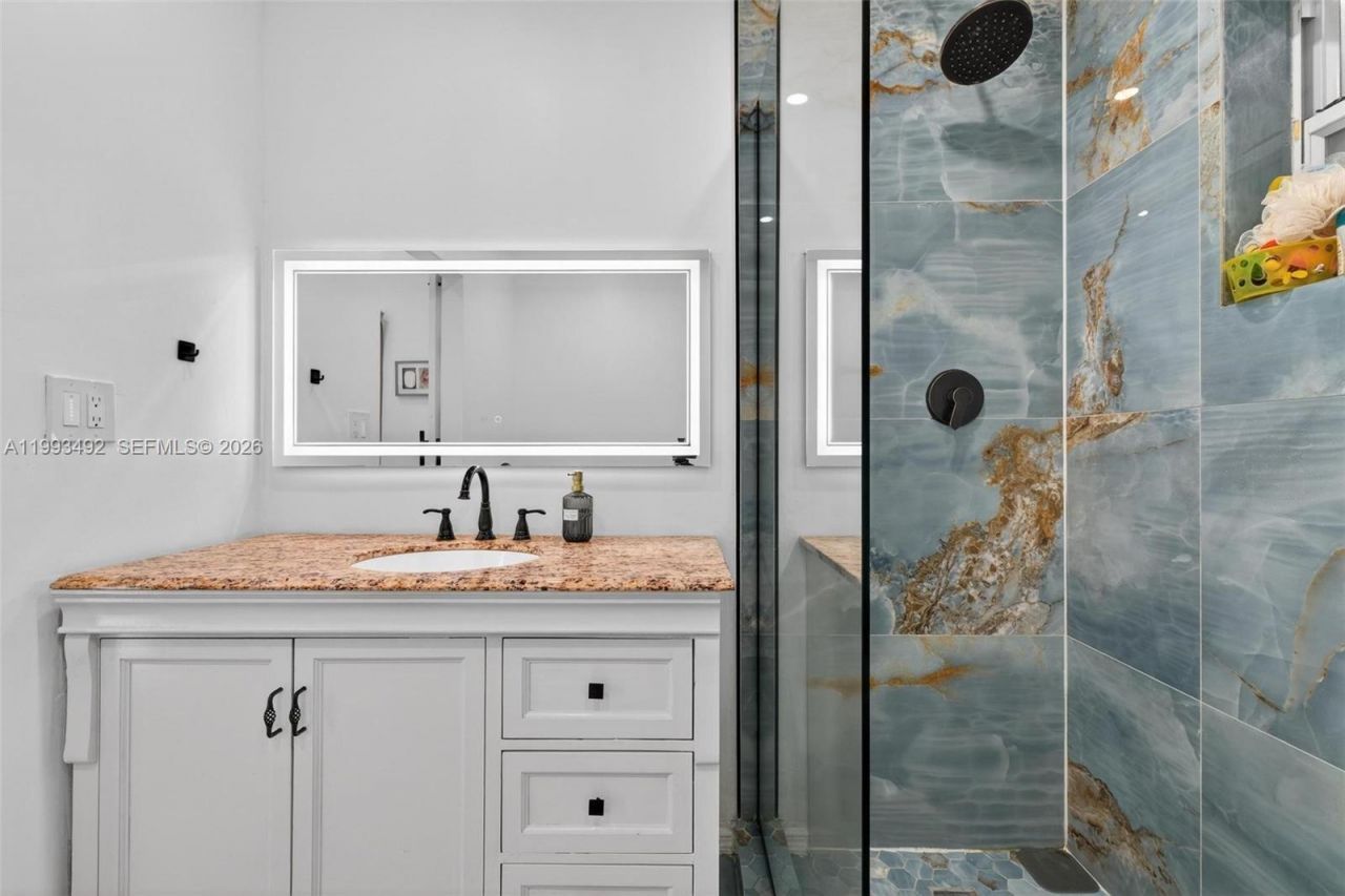 13758 SW 155th Ter, Miami, FL 33177 Photo