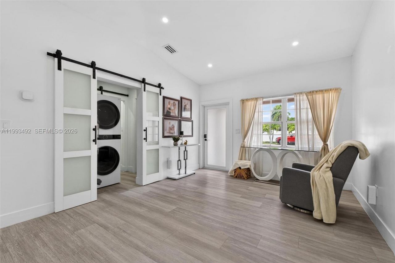 13758 SW 155th Ter, Miami, FL 33177 Photo