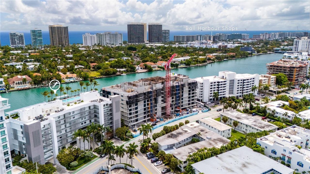 10201 E Bay Harbor Dr, Unit 507, Bay Harbor Islands, FL 33154 Photo