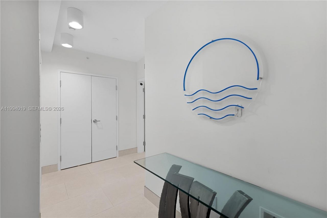 10201 E Bay Harbor Dr, Unit 507, Bay Harbor Islands, FL 33154 Photo