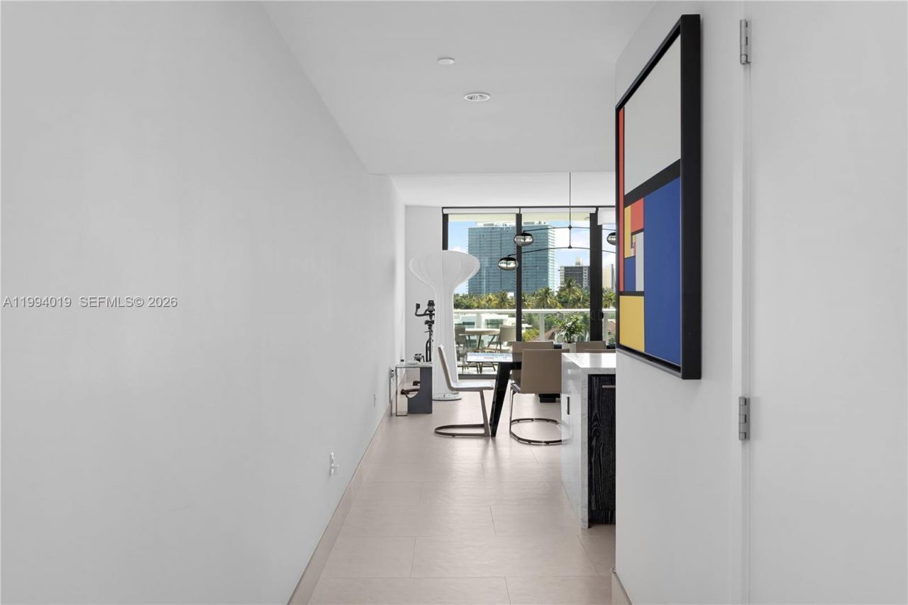 10201 E Bay Harbor Dr, Unit 507, Bay Harbor Islands, FL 33154 Photo