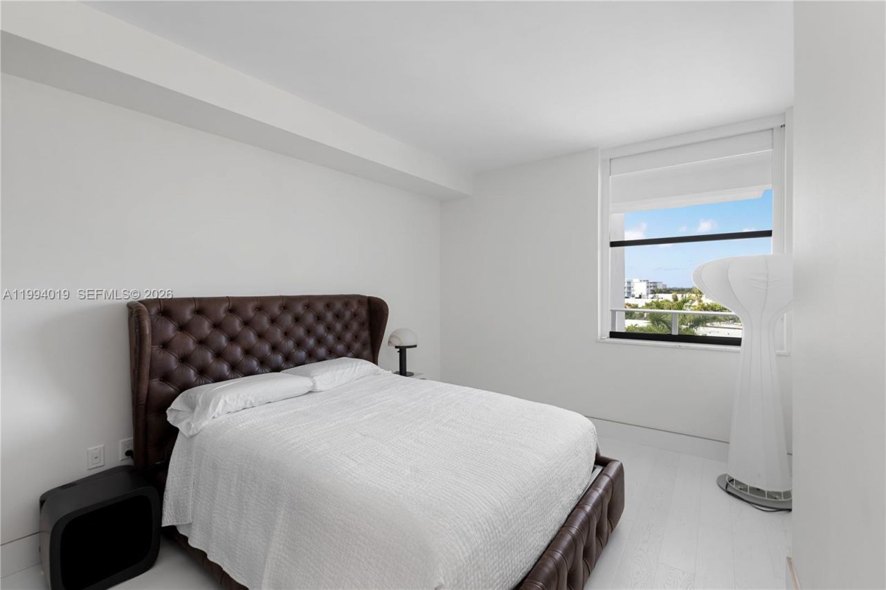 10201 E Bay Harbor Dr, Unit 507, Bay Harbor Islands, FL 33154 Photo