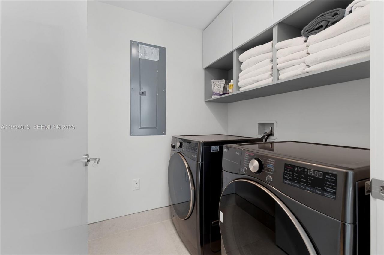 10201 E Bay Harbor Dr, Unit 507, Bay Harbor Islands, FL 33154 Photo