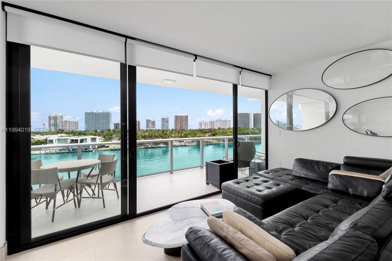 10201 E Bay Harbor Dr, Unit 507, Bay Harbor Islands, FL 33154 Photo
