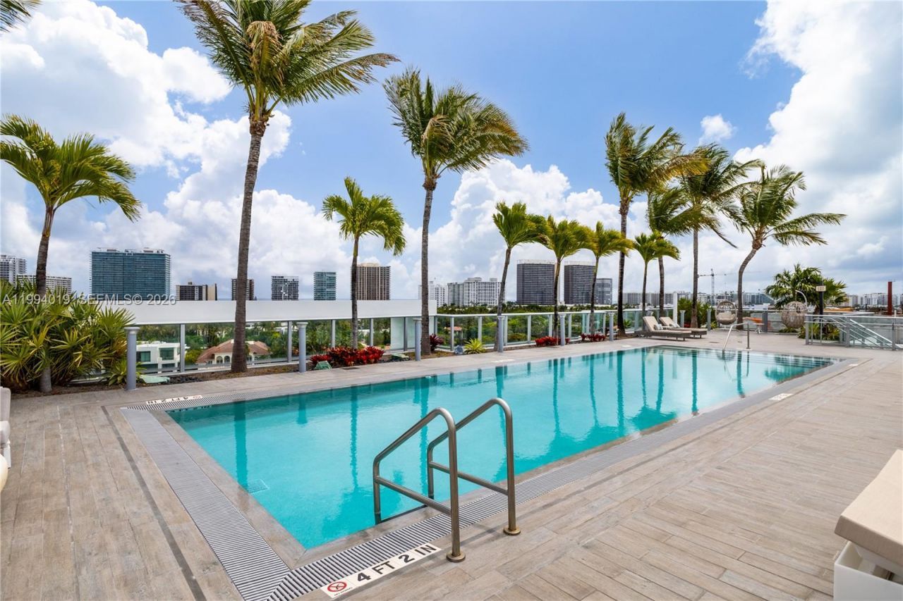 10201 E Bay Harbor Dr, Unit 507, Bay Harbor Islands, FL 33154 Photo