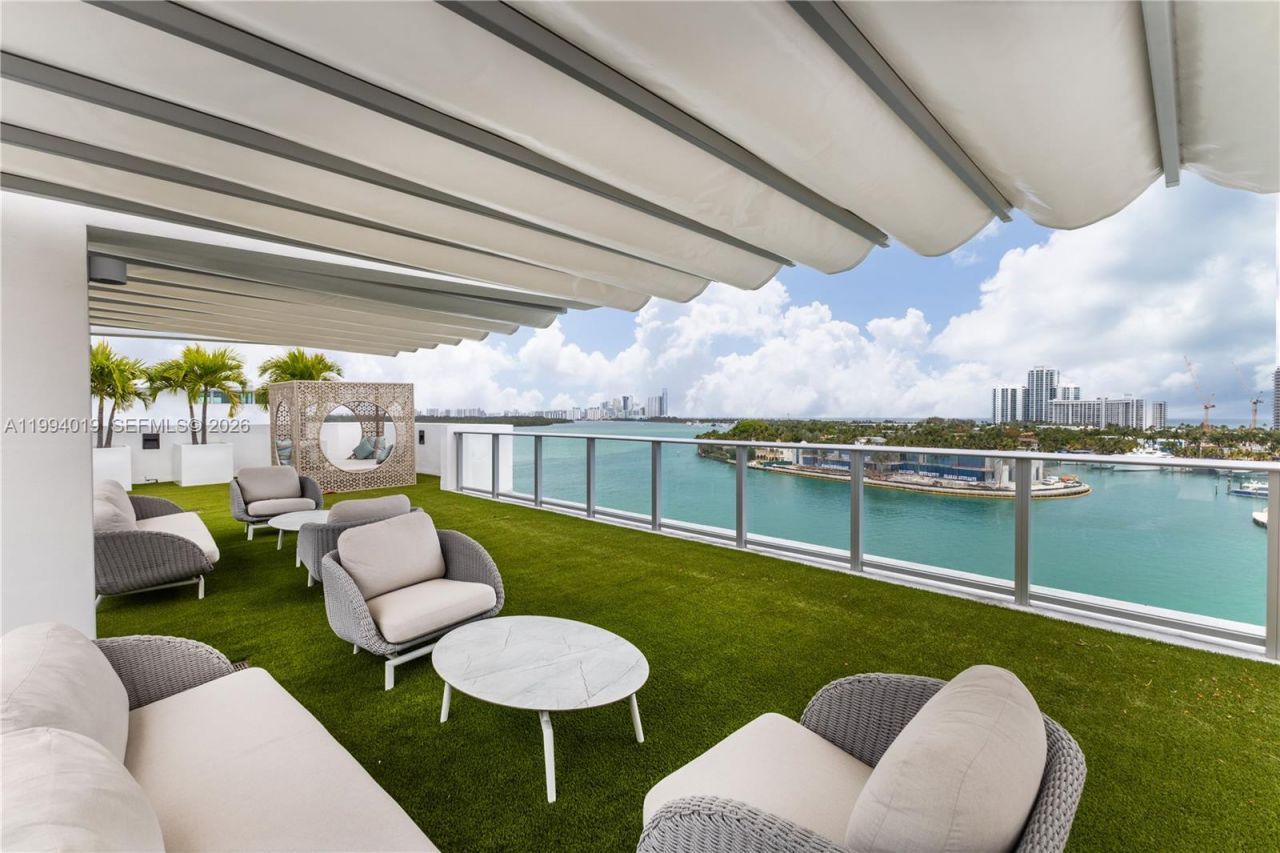 10201 E Bay Harbor Dr, Unit 507, Bay Harbor Islands, FL 33154 Photo