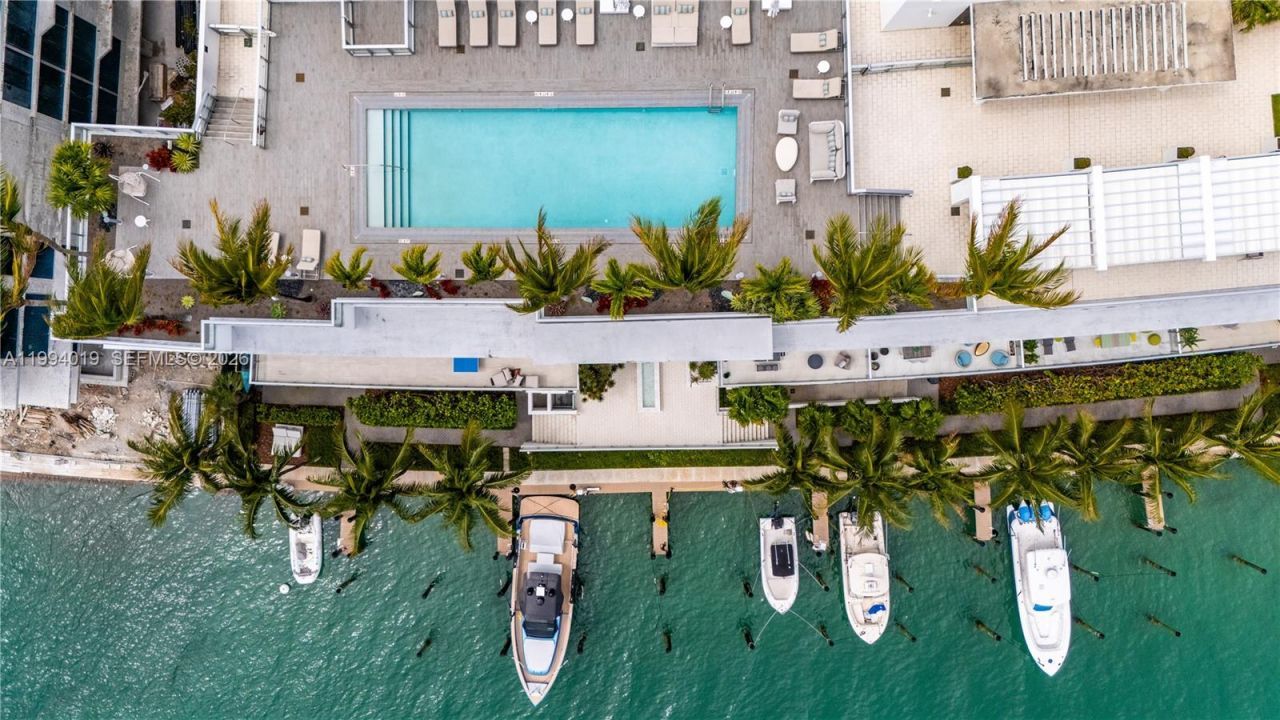 10201 E Bay Harbor Dr, Unit 507, Bay Harbor Islands, FL 33154 Photo