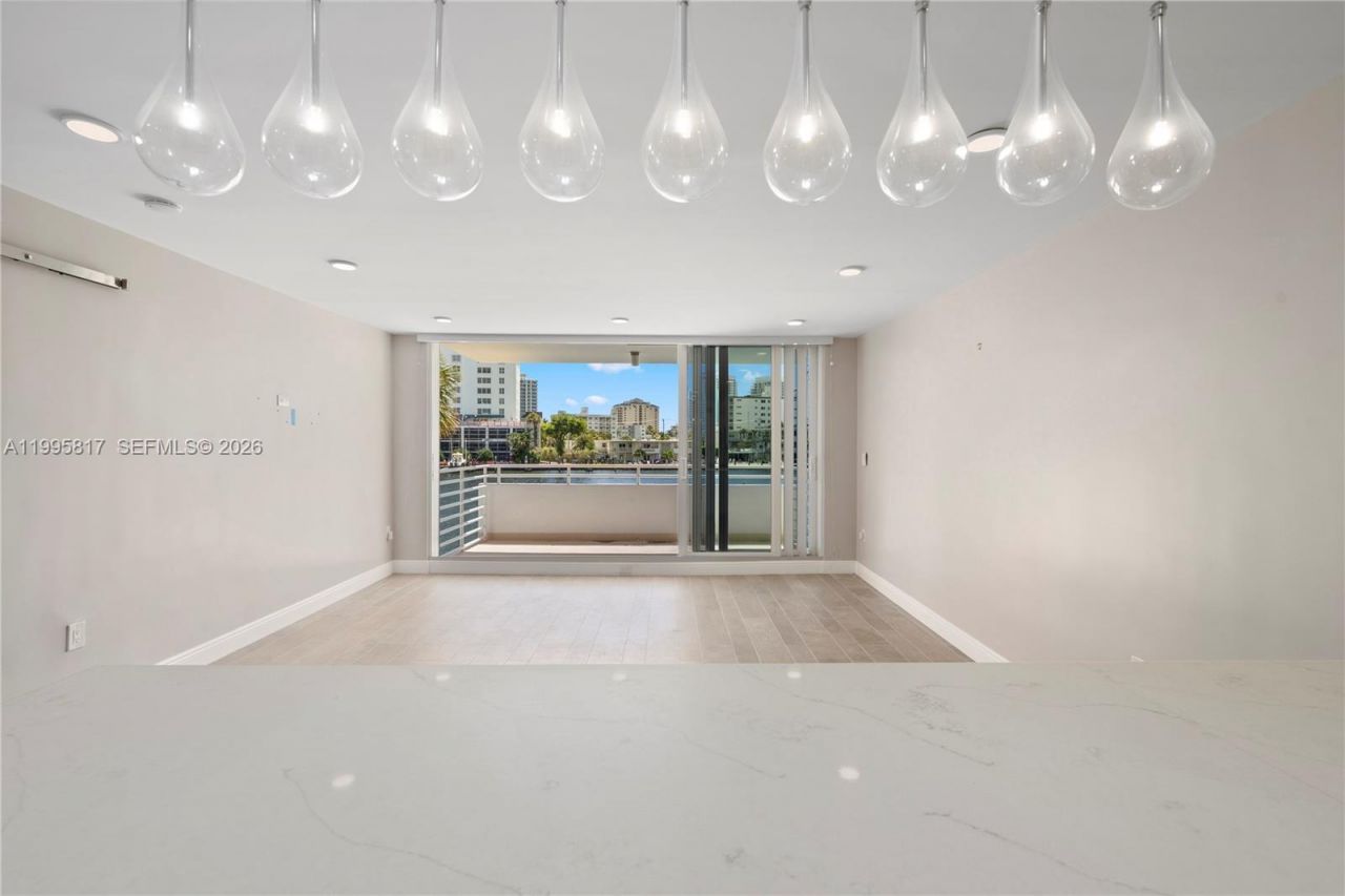 888 Intracoastal Dr, Unit 2B, Fort Lauderdale, FL 33304 Photo